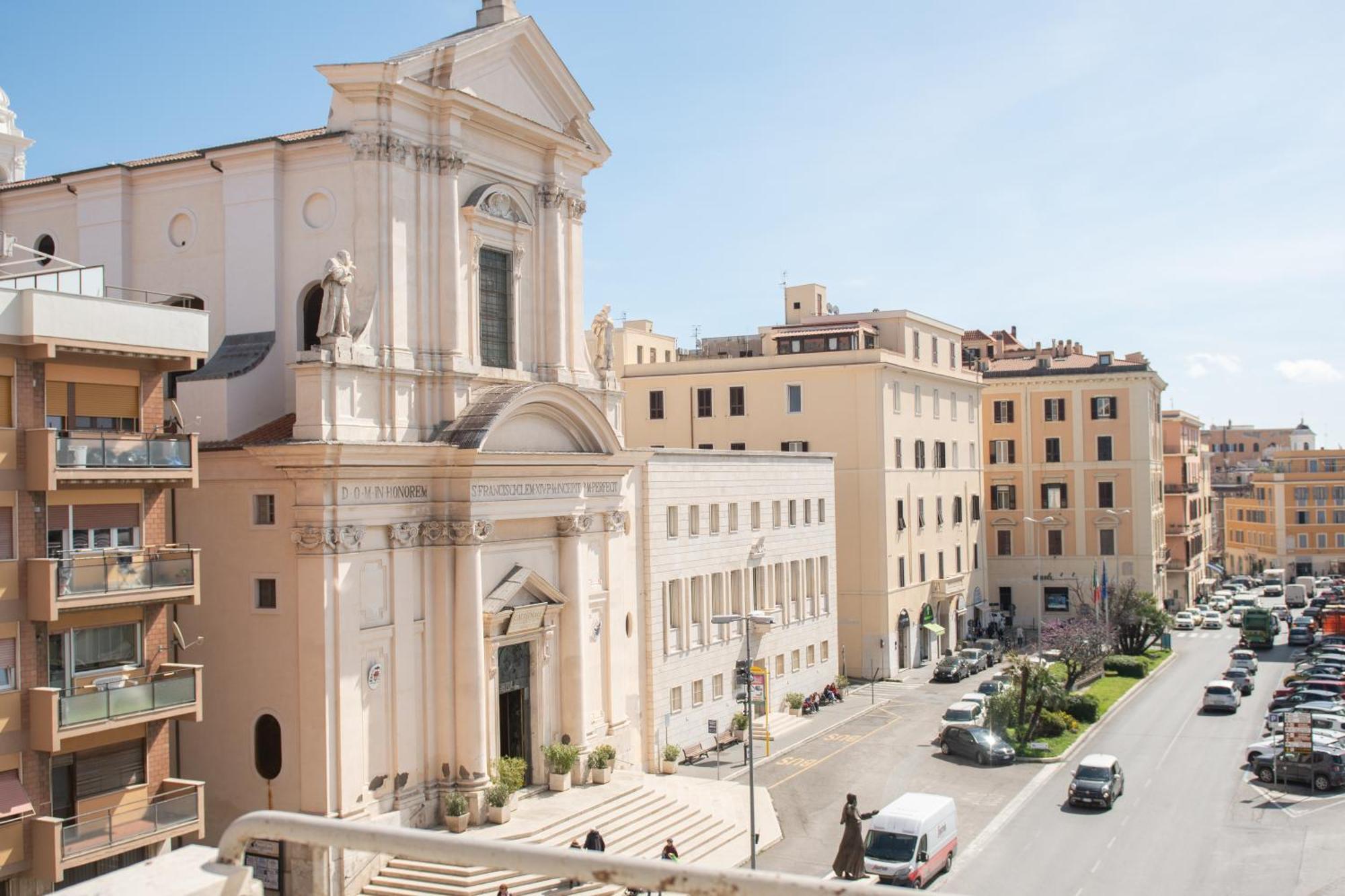 Casa Vacanze Family House Posizione Centralissima Civitavecchia Εξωτερικό φωτογραφία